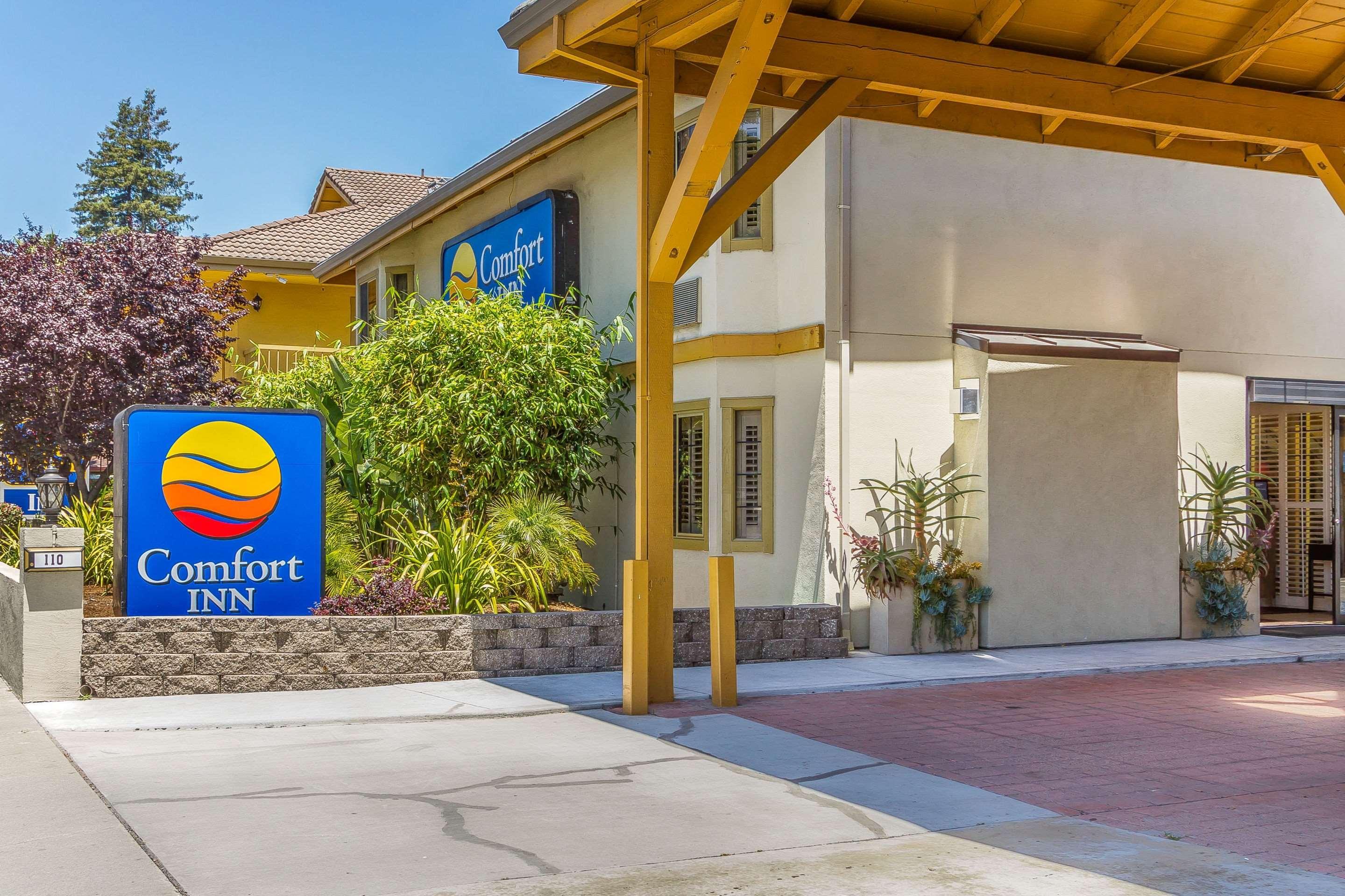 Comfort Inn 2*