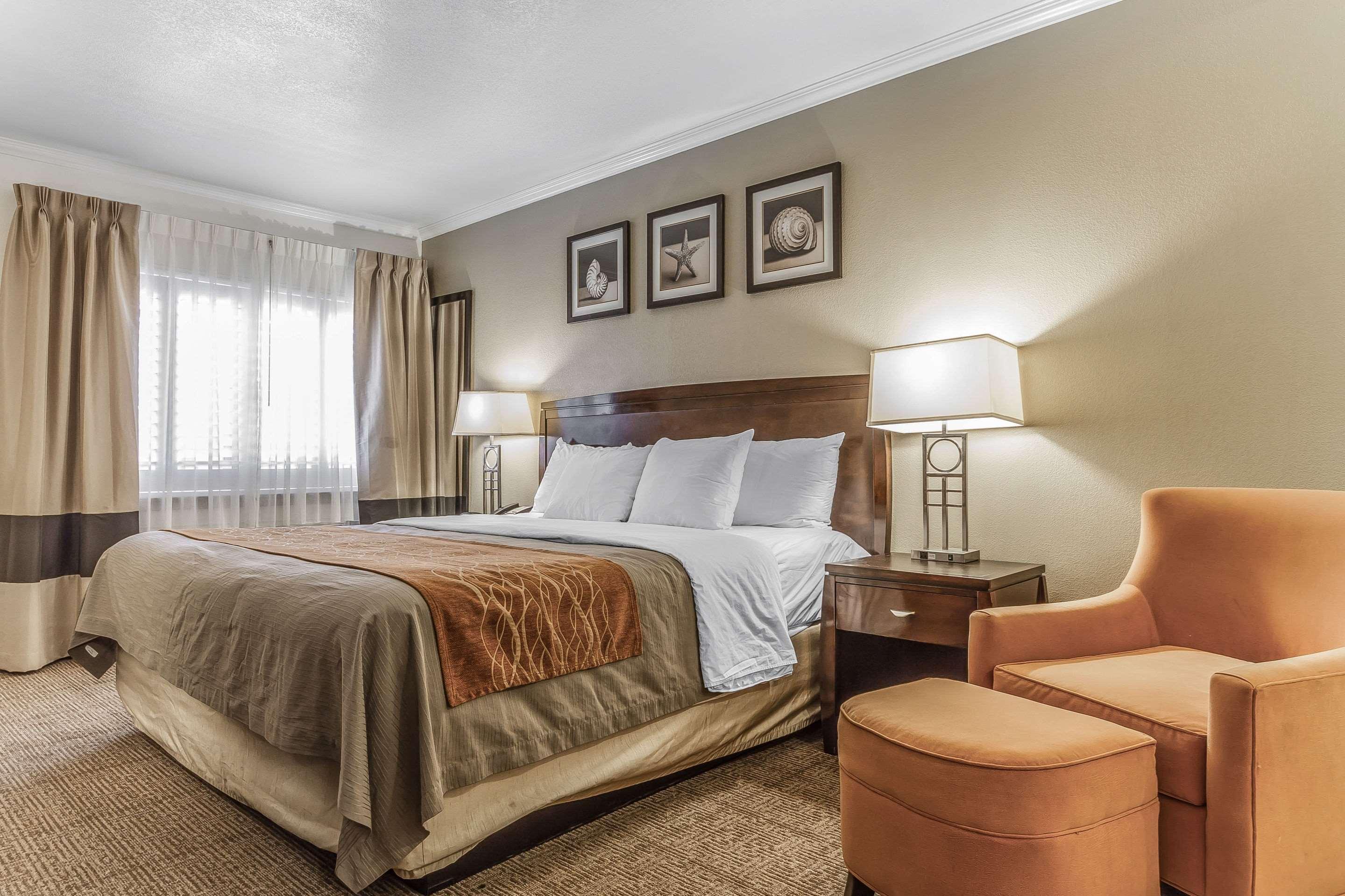 Comfort Inn 2*
